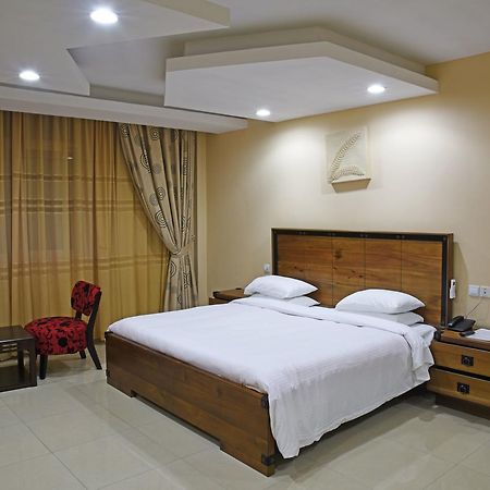 Imperial Golf View Hotel Entebbe Exterior foto
