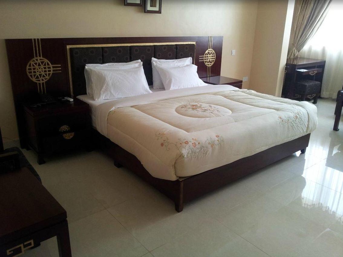 Imperial Golf View Hotel Entebbe Exterior foto