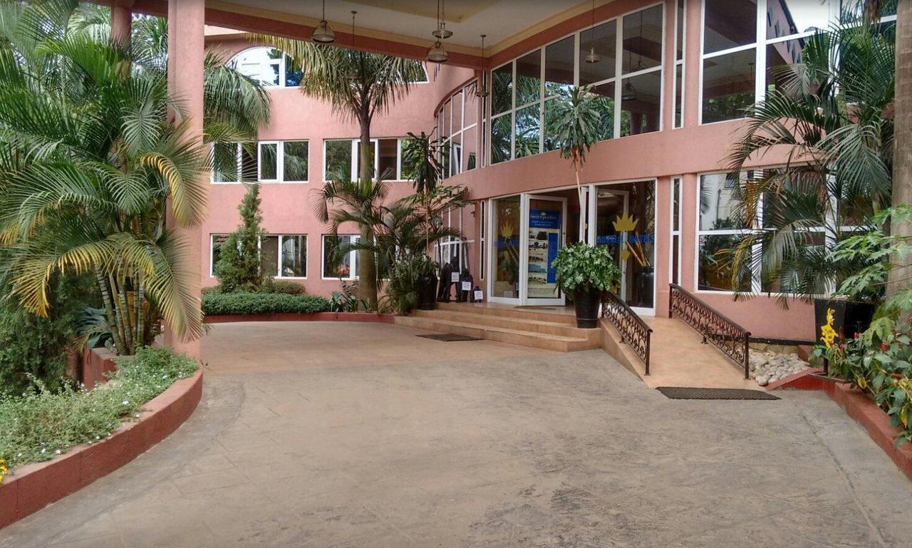 Imperial Golf View Hotel Entebbe Exterior foto