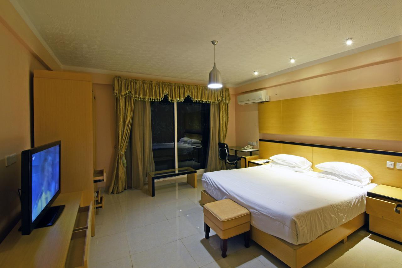 Imperial Golf View Hotel Entebbe Exterior foto
